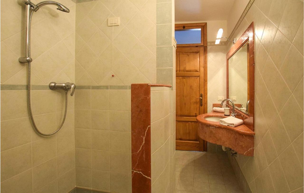 Fabbiano  5 Bedroom Amazing Home In Fabbiano מראה חיצוני תמונה